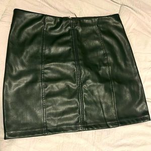 Faux leather mini skirt